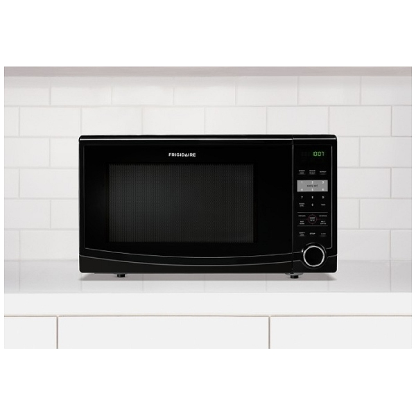 Frigidaire CFCM1134LB Countertop Microwave, 20 2/7