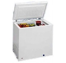 Frigidaire FFC0723DW Chest Freezer, 35 in, 7.2 cu.ft, with Two Baskets, Adjustable Temperature Control, Manual Defrost with Defrost Drain and Power On Light 