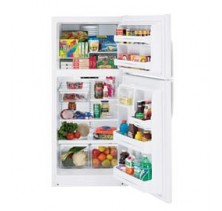 GE GTH18HBCLWW Top Mount Refrigerator, 28 in, 18.2 cu.ft, with djustable Glass Shelves, Gallon Door Storage, Clear Crispers/Snack Drawer and Upfront Temperature Controls