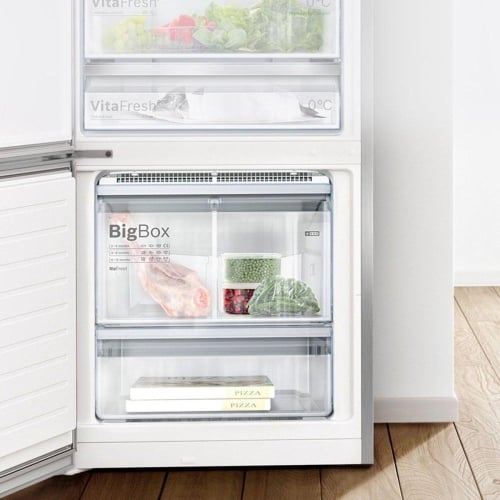 Protects frozen food from defrosting. - B10CB80NVS Protects frozen food from defrosting. - B10CB80NVS