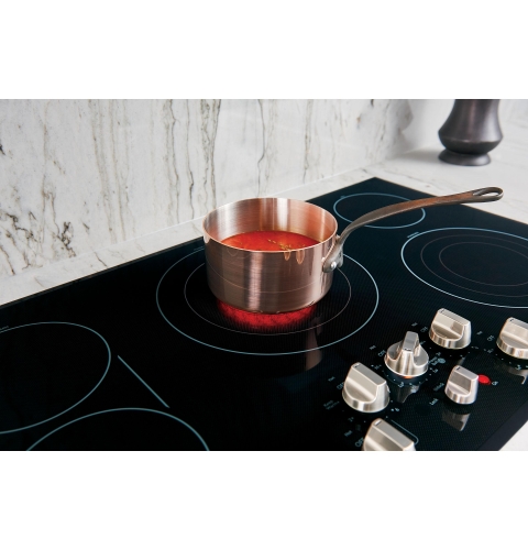 Boil water quickly in almost every pot - CEP70362MS1