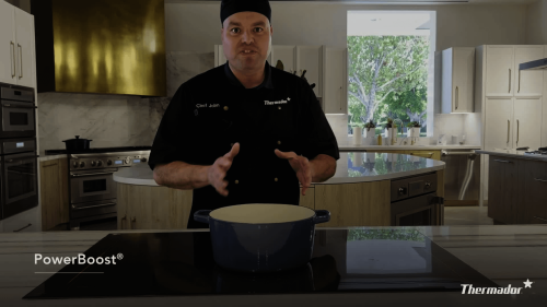 PowerBoost® chauffe les casseroles ou fait bouillir l&#39;eau plus rapidement