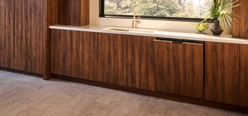 UNIQUE, SEAMLESS DESIGN - DDW24G9000AP
