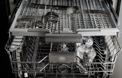 Versatile Loading Options - DW24T3IPT Versatile Loading Options - DW24T3IPT