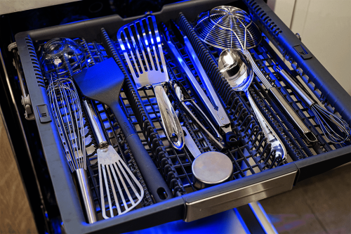 Spacious Adjustable Chef s Tool Drawer - DWHD660EPR