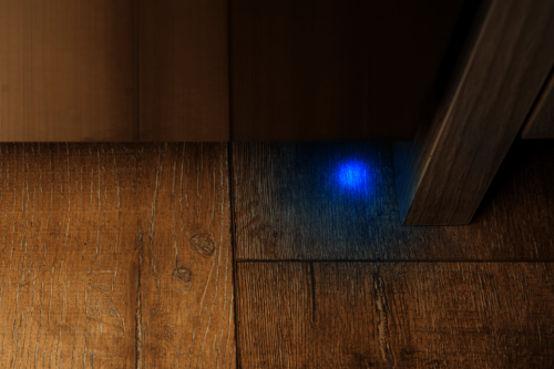 Blue PowerBeam&reg; indicates when appliance is in use - DWHD660EPR