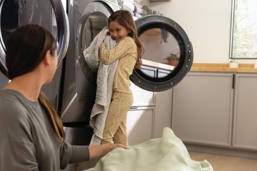 Remove bacteria with the Sanitize setting - ELFW7537AT Remove bacteria with the Sanitize setting - ELFW7537AT
