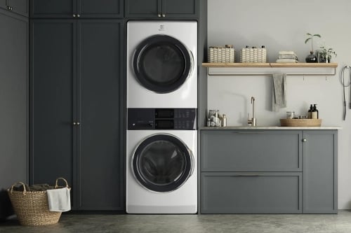 Vertical stacked design that gives you back space - ELTE760CAW