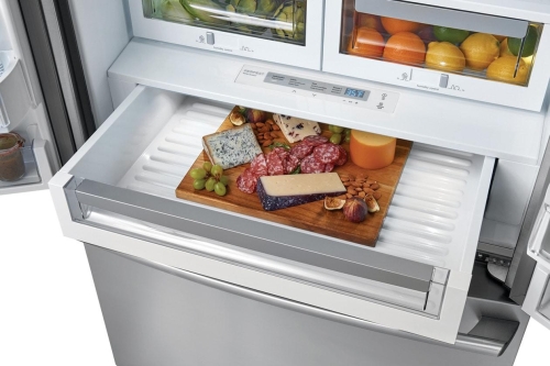 Perfect Temp® Drawer keeps favorites at their ideal temperature. - EW23BC87SS Perfect Temp® Drawer keeps favorites at their ideal temperature. - EW23BC87SS