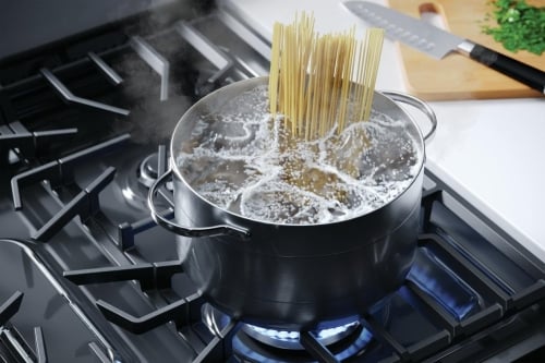 Get to mealtime faster with the Quick Boil Burner