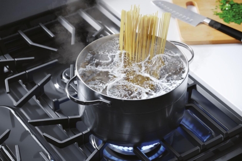 Get to mealtime faster with Quick Boil Get to mealtime faster with Quick Boil