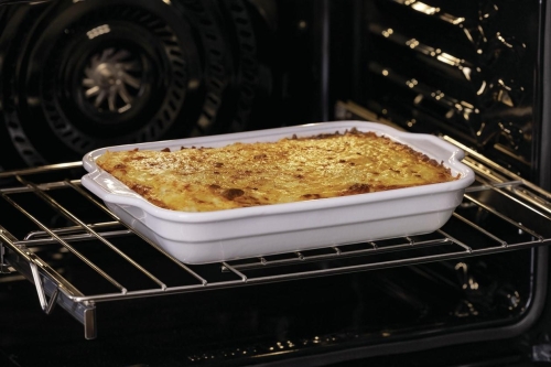 Get that perfect finish with customizable Broil Temperatures Get that perfect finish with customizable Broil Temperatures