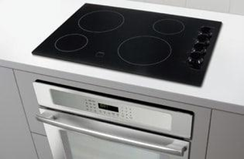 Approuvé par rapport aux fours muraux électriques Frigidaire&reg; - FFEC3024LB