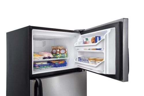 Full-Width Wire Freezer Shelf - FFTR1821TS Full-Width Wire Freezer Shelf - FFTR1821TS