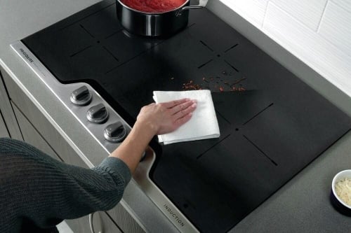 Easy-to-Clean Cooktop