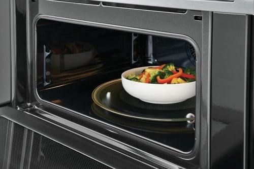 Fast convection cooking, right in the microwave