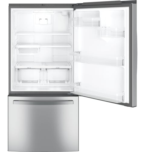 1 clear snack drawer and 2 humidity-controlled drawers 1 clear snack drawer and 2 humidity-controlled drawers