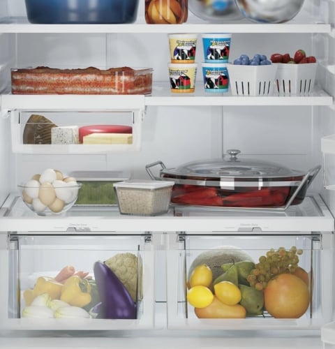 1 clear snack drawer and 2 humidity-controlled drawers