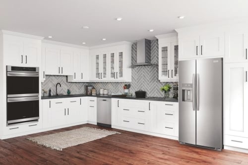 Built-in look with our counter-depth design Built-in look with our counter-depth design
