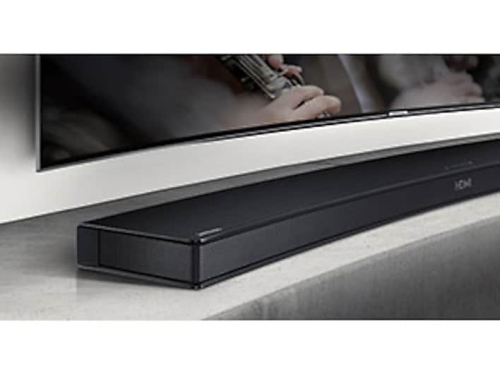 Design incurvé assorti au téléviseur. - HW-J7500