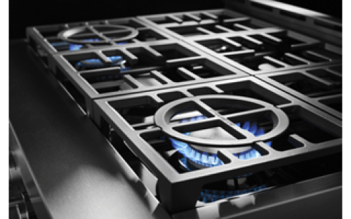 Two 20,000 BTU Ultra Power™ Dual-Flame Burners Two 20,000 BTU Ultra Power™ Dual-Flame Burners