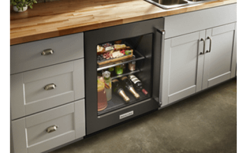 Fully Flush Installation with Hidden Hinges