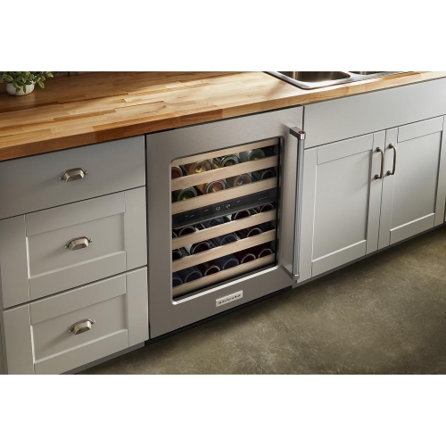 Fully Flush Installation with Hidden Hinges for a built-in look - KUWL214KSB