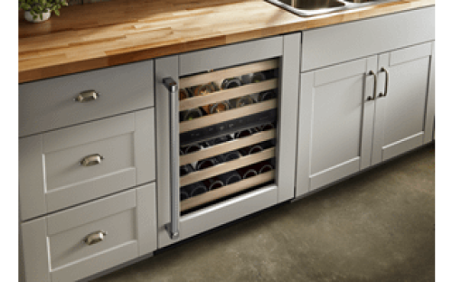 Installation entièrement affleurante avec charnières cachées pour un look intégré