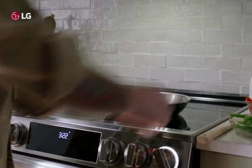Sync with your LG Smart Range or Cooktop - LRGN6325X
