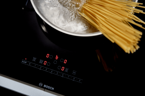 Boil water quickly with SpeedBoost®