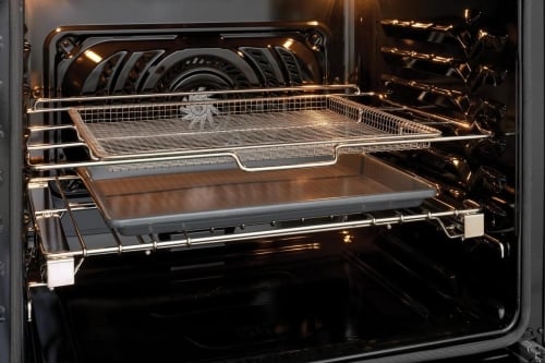 ReadyCook&trade; Air Fry Tray is included - PCFI308CAF