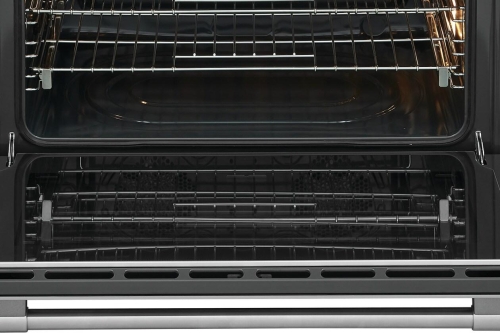 Clean-up is easier with Hidden Bake - PCFI3668AF Clean-up is easier with Hidden Bake - PCFI3668AF