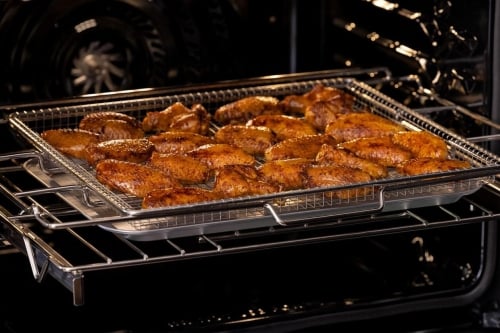 Le plateau à friture à air ReadyCook™ est inclus