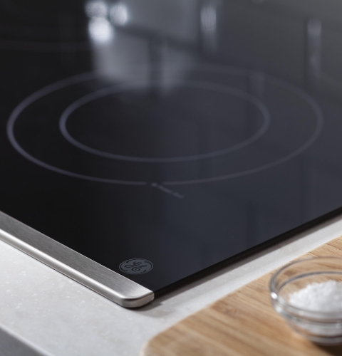 Five radiant cooking elements - PP9036SJSS