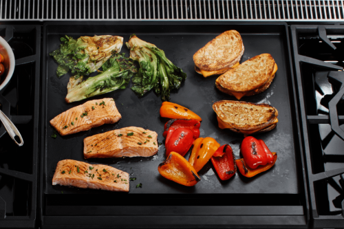 Versatile Cooking on a Double Griddle - PRD606WEG