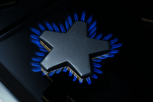 Boil water quickly with 18,000 BTU