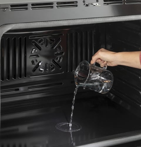 Self-clean oven with optional Steam Clean - PTD7000SNSS