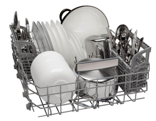 Un panier à couverts standard pour ranger les ustensiles sur le panier inférieur - SHEM3AY55N