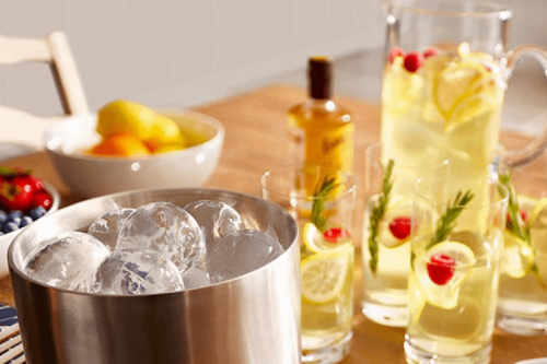 Round Out Your Entertaining with Craft Ice™ - SRFVC2416S Round Out Your Entertaining with Craft Ice™ - SRFVC2416S