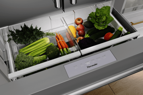 ThermaFresh&reg; system keeps your produce fresh - T36FL810NS