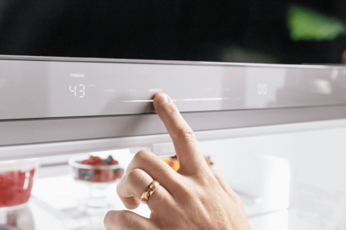 Control Panel provides easy control - T36FL810NS