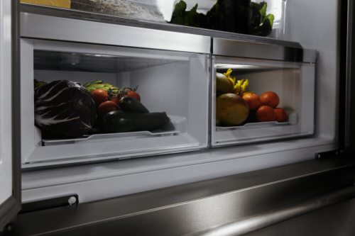 ThermaFresh&reg; system keeps your produce fresh - T36FT810NS
