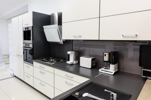 MULTIPLTLE MICROWAVE COOKING MODES - TMD3002