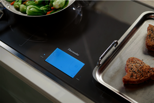 Hood Sync when paired with Freedom&reg; & Liberty&reg; cooktops - VCI6B30ZS