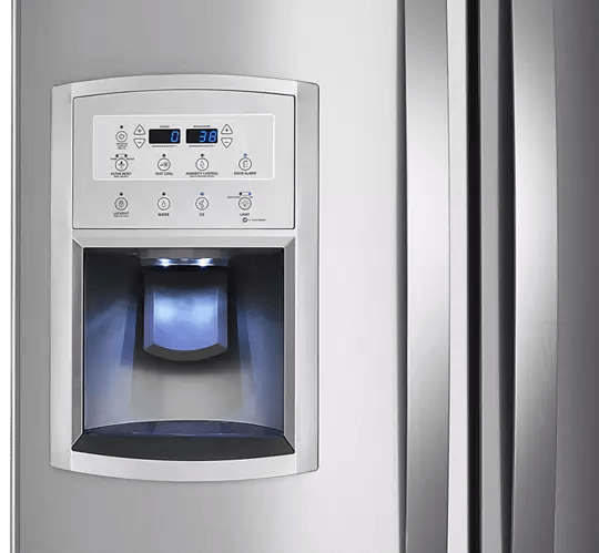 Exterior Ice and Water Dispenser with EveryDrop™ Filtration