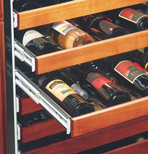 Façades d&#39;étagères à vin en bois de cœur de cerisier inachevées