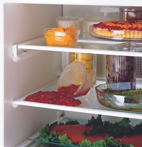 Removable spillproof glass shelves