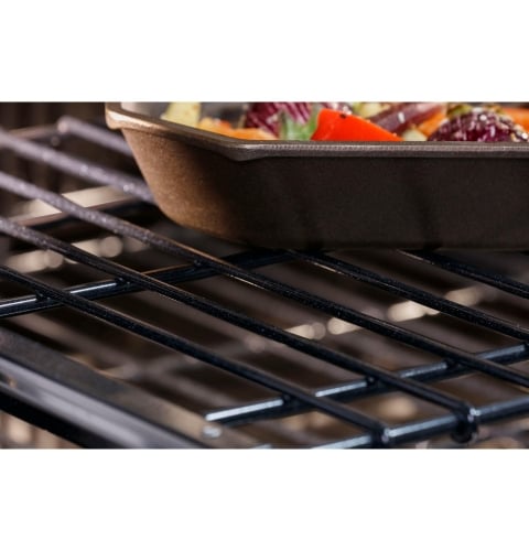 Exclusive self-clean, (4 full-extension, 2 regular) oven racks