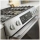 Bosch 800 Series 30 inch Dual Fuel Range (HDI8056C)