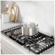 Bosch Benchmark Series 36 inch Gas Cooktop (NGMP659UC)